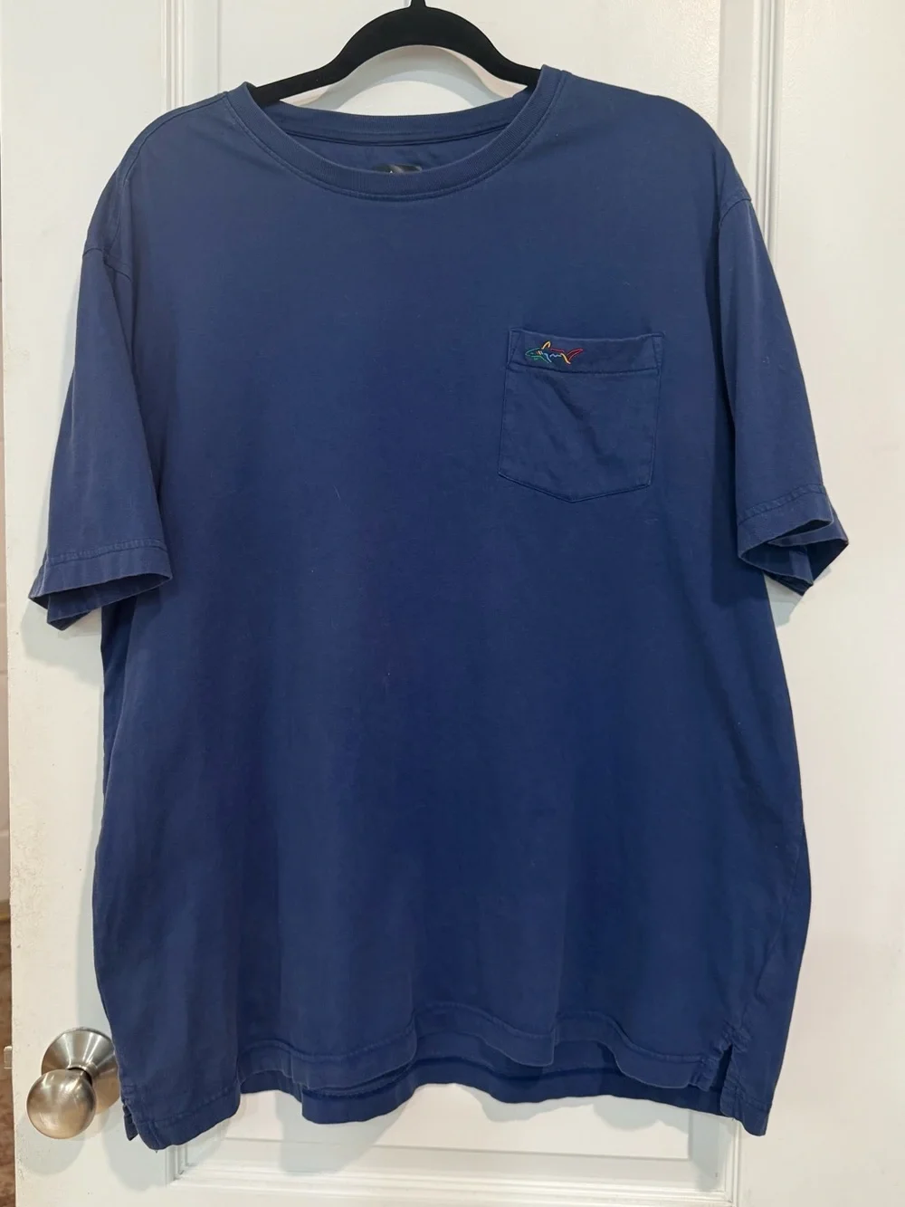 Attack Life by Greg Norman Men's Navy Short-Sleeve Crewneck Tee with Fish emblem